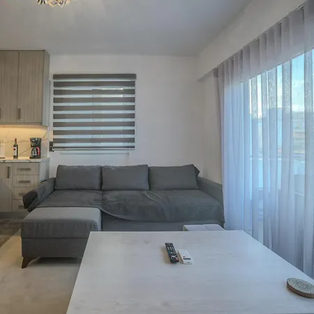 Irene Lux Apartment *