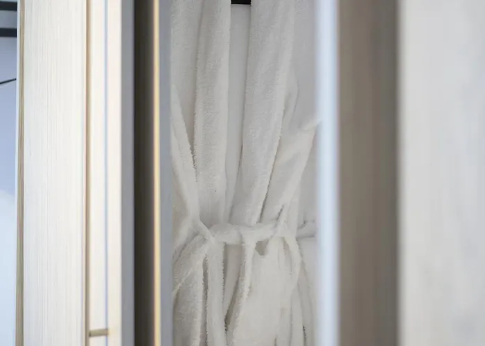 Irene Lux * Loutráki